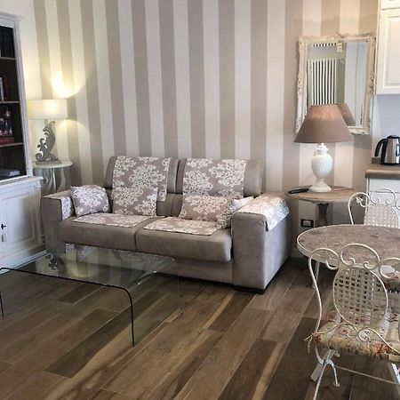 La Rosa Bianca Bed & Breakfast Rozzano Luaran gambar