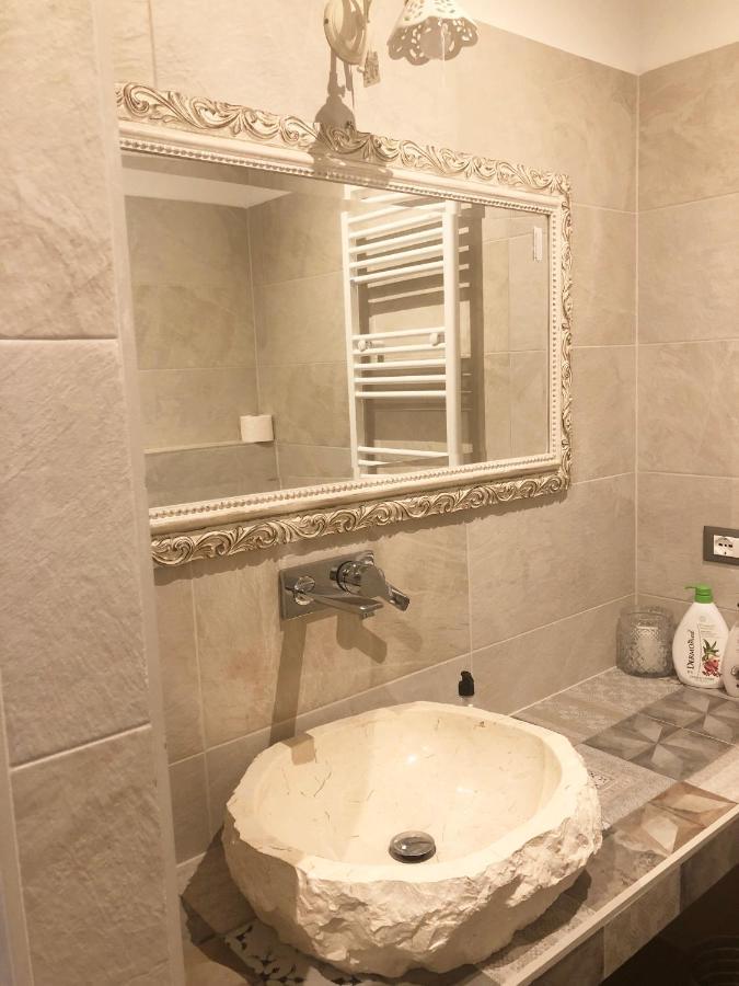 La Rosa Bianca Bed & Breakfast Rozzano Luaran gambar